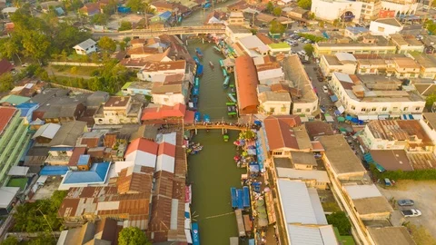 Amphawa Floating Market,Timelapse Hyperlapse Aerial view. Video stock 122301397
