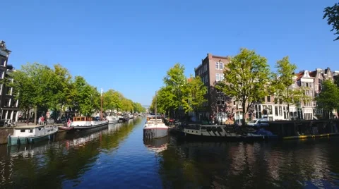 Amsterdam canals pan Stock Footage 41531052