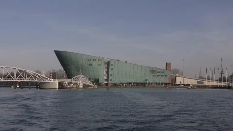 Amsterdam Nemo Science Museum Building Slomo 库存影片 156400693