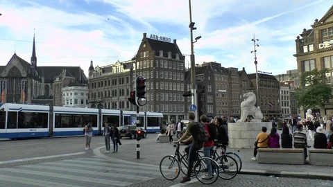 Amsterdam. Tram on Dame Square. Video stock 101768271