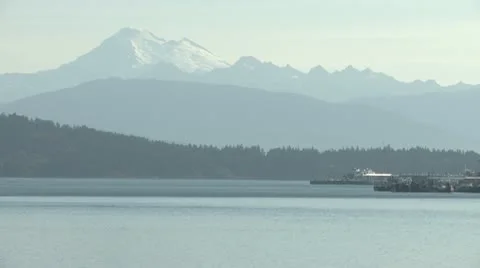 Anacortes, WA Mount Baker Stockbeeldmateriaal 10566511