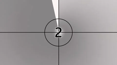 Analog clock animation showing four o'clock. Analog clock minimalist time d.. Stock Footage 337569017