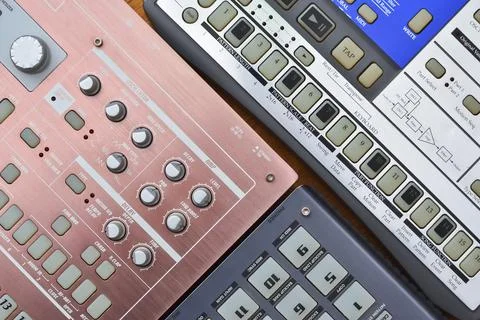 Analog electronic musical instruments, making and composing electronic music Foto stock