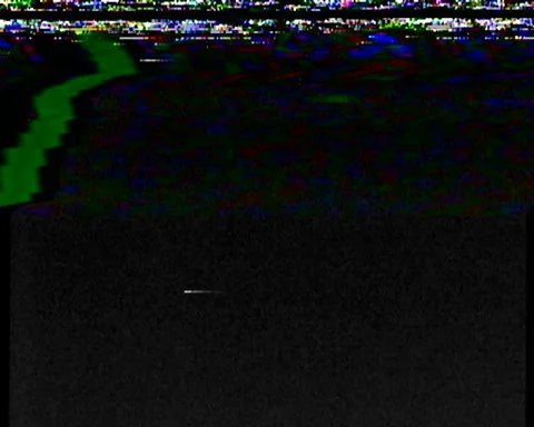 Analog glitch - noisy pause 08 Vídeos de archivo 166115064