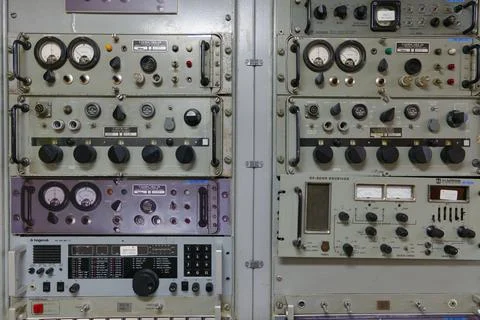 Analog Instrument Control Panels Inside Ship Equipment Room 库存照片