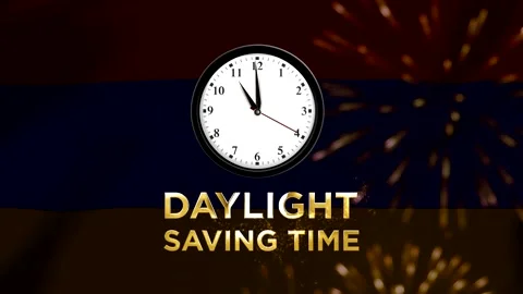 Analog wall clock showing time with daylight saving time golden text concep.. 库存影片 346541238