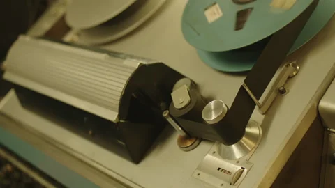 ANALOGUE TAPE MACHINE 03 Stock-Footage 140789298
