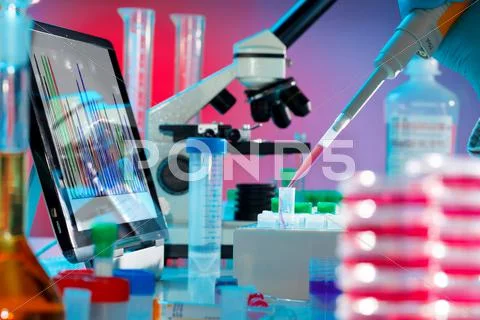 Analysis of dna Stock Photos