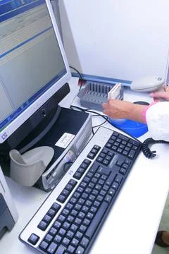  Analysis laboratory Laboratory. Identification of the Vitek card. Bacteri... Stock-Fotos