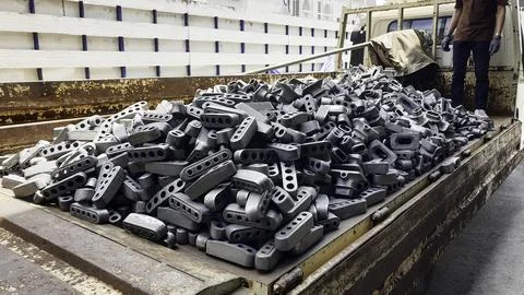 Anchorage clamp for strand wire in post tensioning structures Foto stock