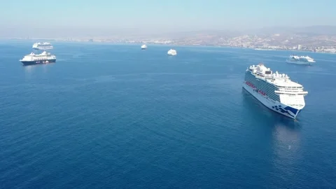 Anchorage for empty cruise ships. Empty cruise ships parking 動画素材 139646598