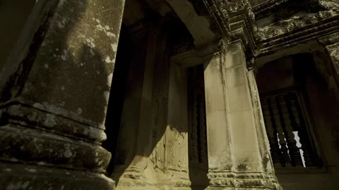 Ancient Angkor Wat temple bas relief details Vídeo Stock 331950624