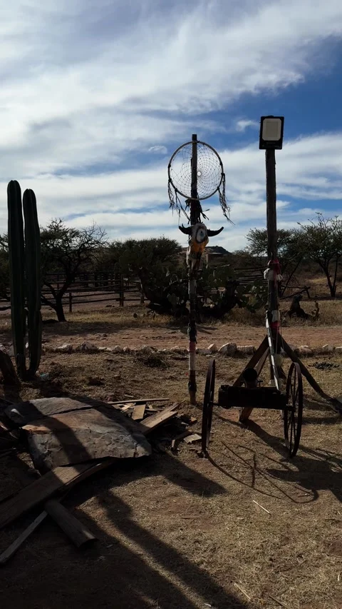 Ancient Apache artifacts and Old West remnants in Durango, Mexico, vertical Vídeos de archivo 302773959