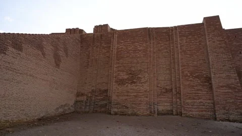 Ancient Brick Building at Ruins of UR, Ziggurat of UR Monument in Iraq, Vídeos de archivo 244199120