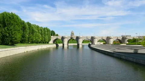 Ancient bridge in Madrid river 60 Stock Footage 56137678