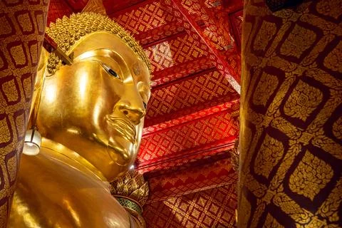 Ancient Buddha image at Wat Phanan Cheong Worawihan, Phra Nakhon Si Ayuttha.. Stock Photos