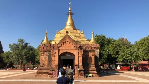 Ancient Buddhist temples in Bagan Stock Footage 122884737