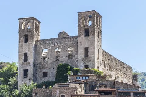 The ancient castle of Dolceacqua Stock Photos