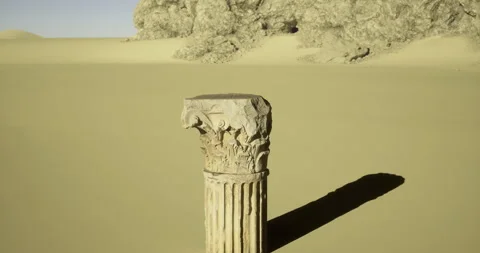 Ancient column stands alone in vast desert landscape under clear sky Vidéo 309708696