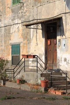 Ancient crumbling building 스톡 사진