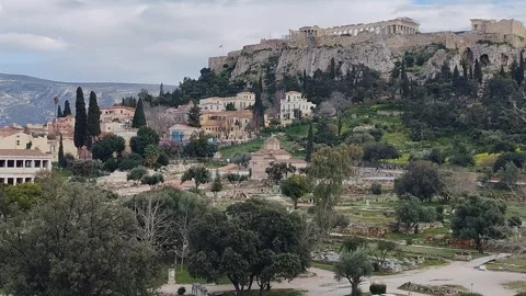 Ancient Greek Agora view from Acropolis to Stoa of Attalos, in Athens Stockbeeldmateriaal 333974882