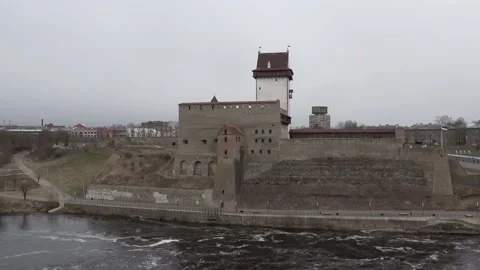 Ancient Hermann Castle on the border of Estonia and Russia Video stock 149502062