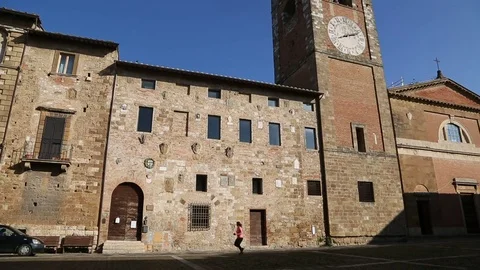 Ancient medieval building in Colle val d'Elsa, Tuscany Stock Footage 76265036