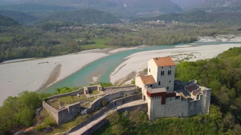 The ancient medieval castle of Ragogna. Guarding the banks of the Tagliamento ri 動画素材 153995633