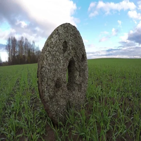 Ancient millstone in wheat field, time lapse 4K 스톡 동영상 69378288