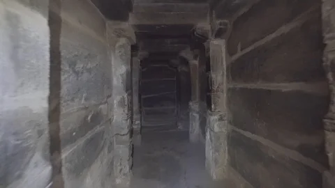 Ancient pathway of a castle in the medieval era 動画素材 92899803