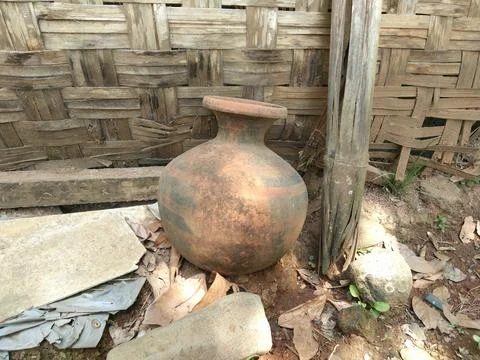 Ancient pottery Stock Photos