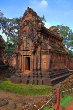 Ancient Red Sandstone Library Building at Banteay Srei Temple, Cambodia Stock Photos
