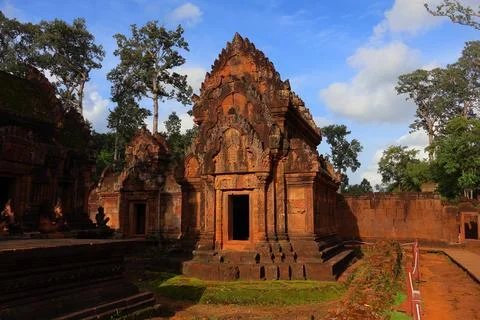 Ancient Red Sandstone Library Building at Banteay Srei Temple, Cambodia Stock Photos