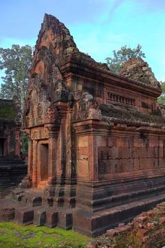 Ancient Red Sandstone Library Building at Banteay Srei Temple, Cambodia Stock Photos