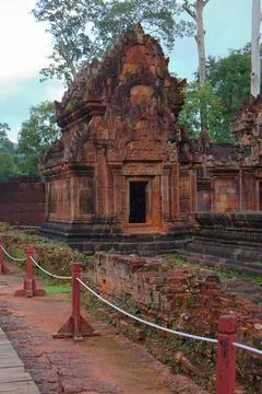 Ancient Red Sandstone Library Building at Banteay Srei Temple, Cambodia Stock Photos