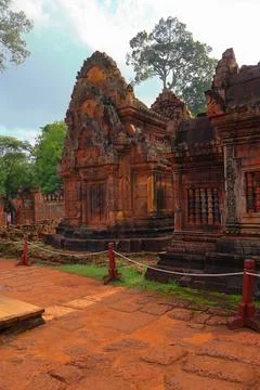 Ancient Red Sandstone Library Building at Banteay Srei Temple, Cambodia Stock Photos