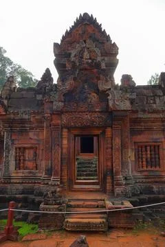 Ancient Red Sandstone Library Building at Banteay Srei Temple, Cambodia Stock Photos
