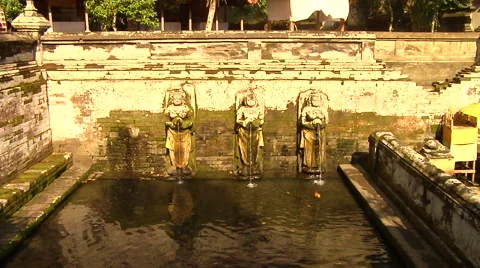Ancient Sculpture Zoom in Stock Footage 41380032