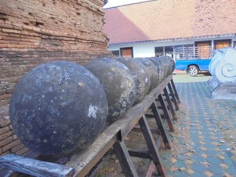 Ancient statues in temples Stock Photos