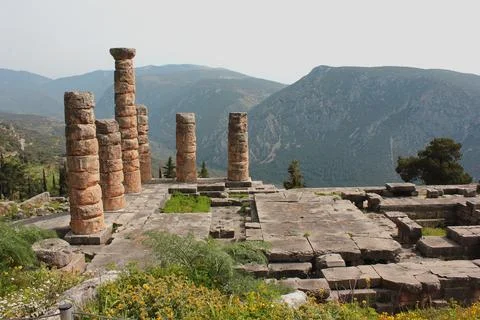 Ancient temple of Apollo at Delphi, Greece Fotos Stock