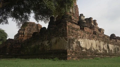 Ancient temple - Ayutthaya Stock Footage 81180121