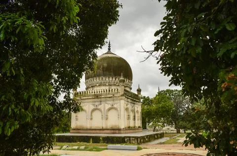 Ancient Tomb Low Angle View Historic Heritage Architecture Monument Photography Stock Photos