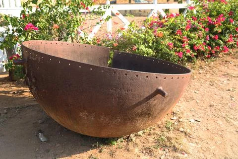 Ancient tool for processing sugar in the Valley de los Ingenios, Cuba Foto stock