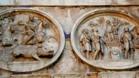 The ancient Triumphal Arch of Constantine that represent victory in Rome, Italy Stock Footage 205570643