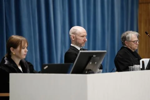 Anders Behring Breivik at his second parole appeal hearing, Tyristrand, Norway - 스톡 사진