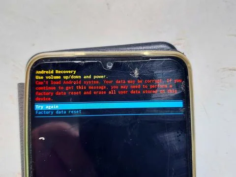 Android Device Recovery Error Message With Instructions Displayed on Screen Stock Photos