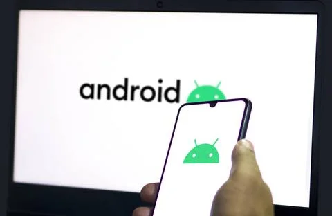  Android logo on smartphone,Android is a mobile operating system based on ... Foto stock