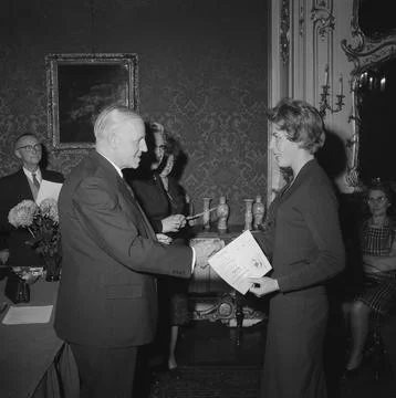 Anefo photo collection.  Presentation of red cross campaigners in The Hague.. Stock Photos