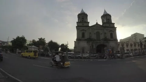ANGELES CITY, PAMPANGA, PHILIPPINES - 11/17/2019:  Santo Rosario Church Stock Footage