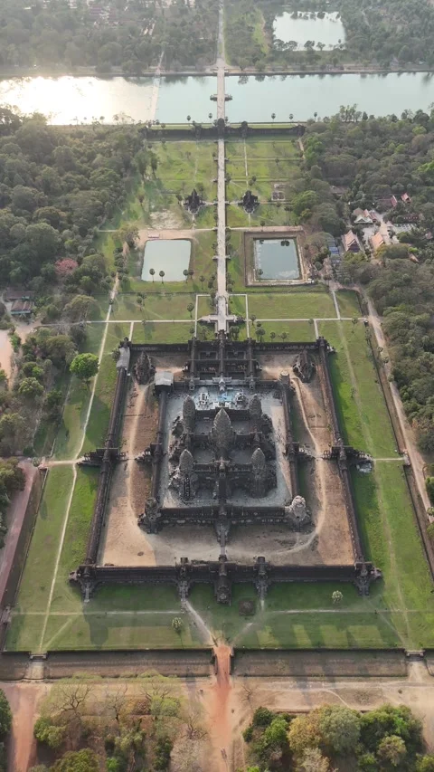 Angkor Wat bird perspective Stock Footage 304562068